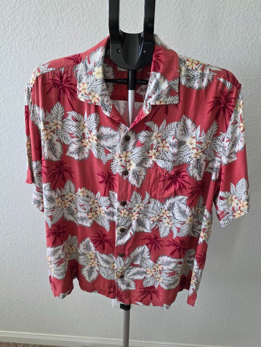 CARIBBEAN MEN XL RED FLORAL PRINT TEXTURED RAYON SHORT SLEEVE SHIRT